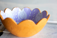 Load image into Gallery viewer, Tulip Paper Mache Scalloped Bowl
