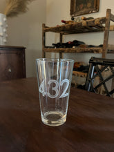 Load image into Gallery viewer, 432 Etched PINT Glass