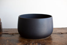 Load image into Gallery viewer, Large Stoneware Serving Bowl