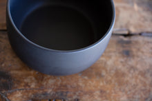 Load image into Gallery viewer, Large Stoneware Serving Bowl