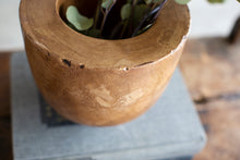 Load image into Gallery viewer, Decorative Paulownia Wood Bowl