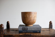 Load image into Gallery viewer, Decorative Paulownia Wood Bowl