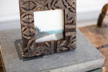 Load image into Gallery viewer, 4x4 Carved Wood Photo Frame