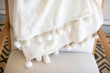 Load image into Gallery viewer, Hand Woven Cordelia Throw
